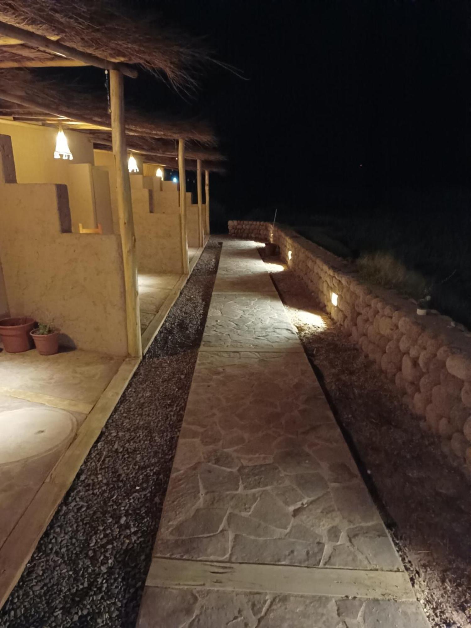Tiunur Lodge Solor Dış mekan fotoğraf